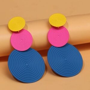 Tiered Round Drop Earrings‎